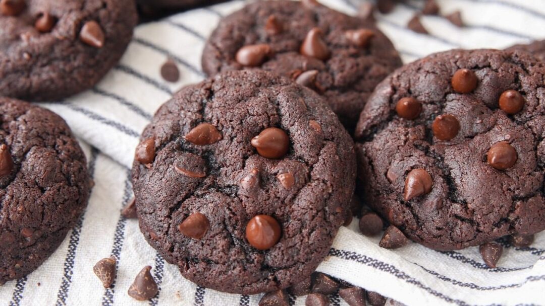 Dark Choco Chip Cookies